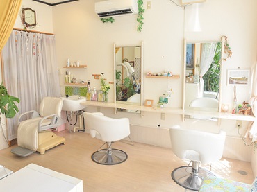 Hair & Relaxation mergu画像